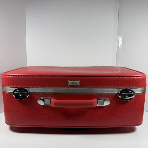 Vintage amelia earhart red - amelia,